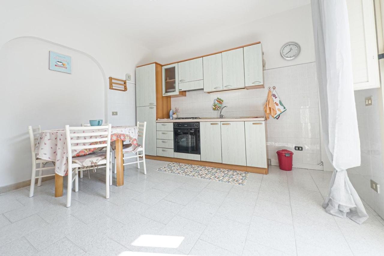 Seashore House - Appartamento A 100 Mt Dal Mare Villafranca Tirrena Exterior foto