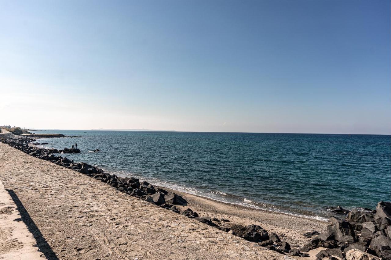 Seashore House - Appartamento A 100 Mt Dal Mare Villafranca Tirrena Exterior foto